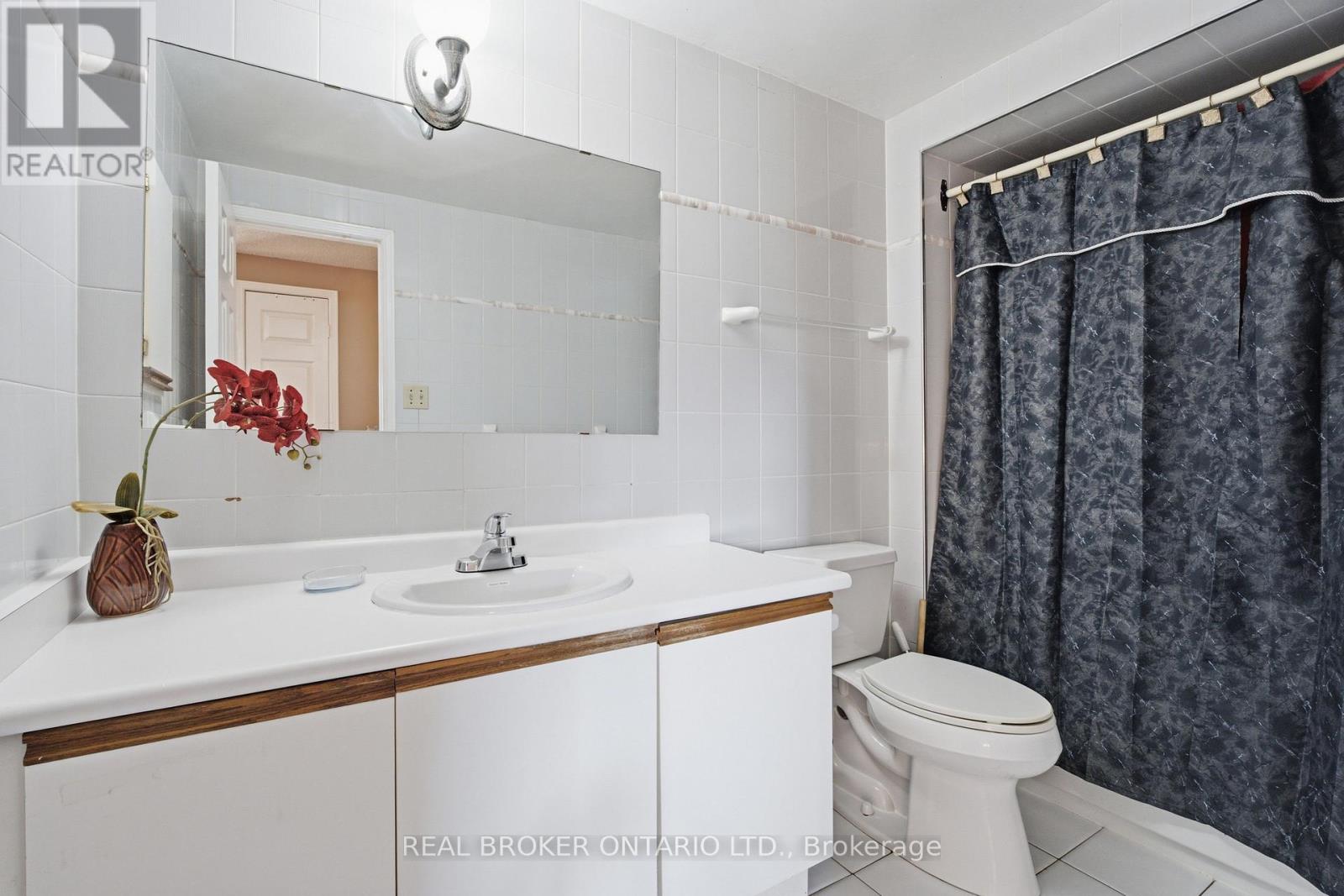 5683 Shillington Drive, Mississauga, Ontario  L5R 3N5 - Photo 24 - W14084098