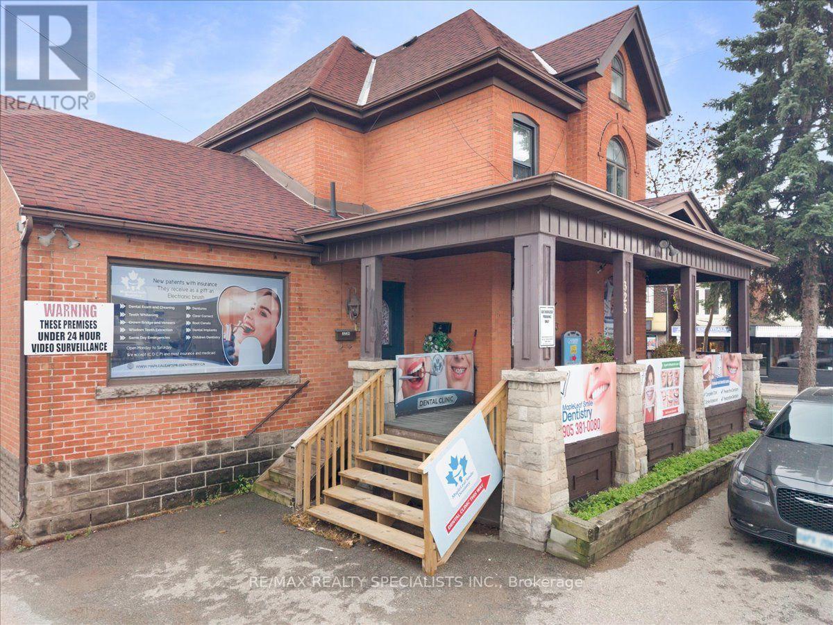 323 Upper Wentworth Street, Hamilton, Ontario  L9A 4T2 - Photo 42 - X13871440