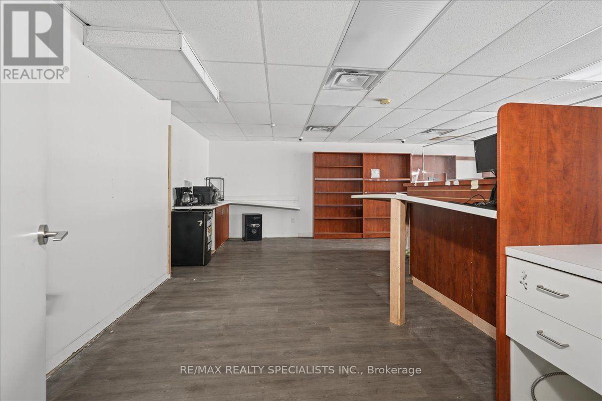 323 Upper Wentworth Street, Hamilton, Ontario  L9A 4T2 - Photo 6 - X13871440