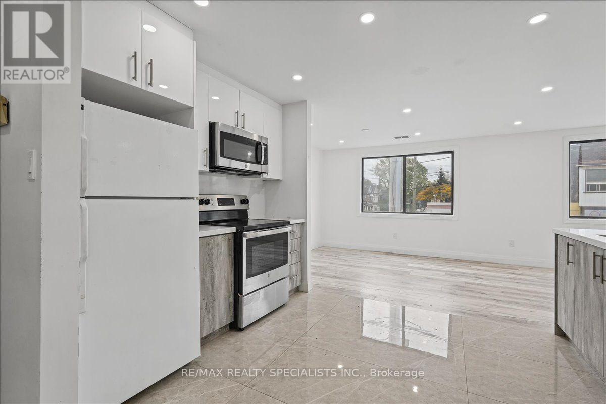 323 Upper Wentworth Street, Hamilton, Ontario  L9A 4T2 - Photo 18 - X13871440