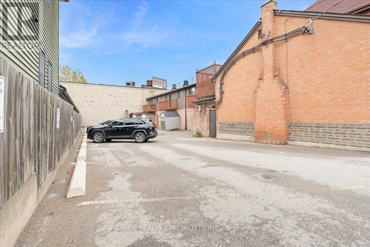 323 Upper Wentworth Street, Hamilton, Ontario  L9A 4T2 - Photo 45 - X13871440