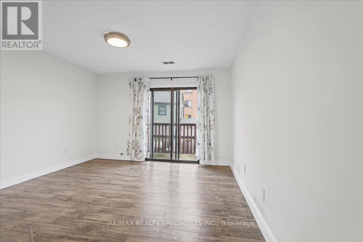 323 Upper Wentworth Street, Hamilton, Ontario  L9A 4T2 - Photo 31 - X13871440