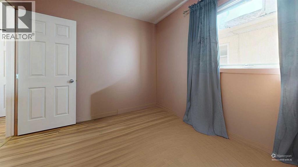 195 Cowichan Court W