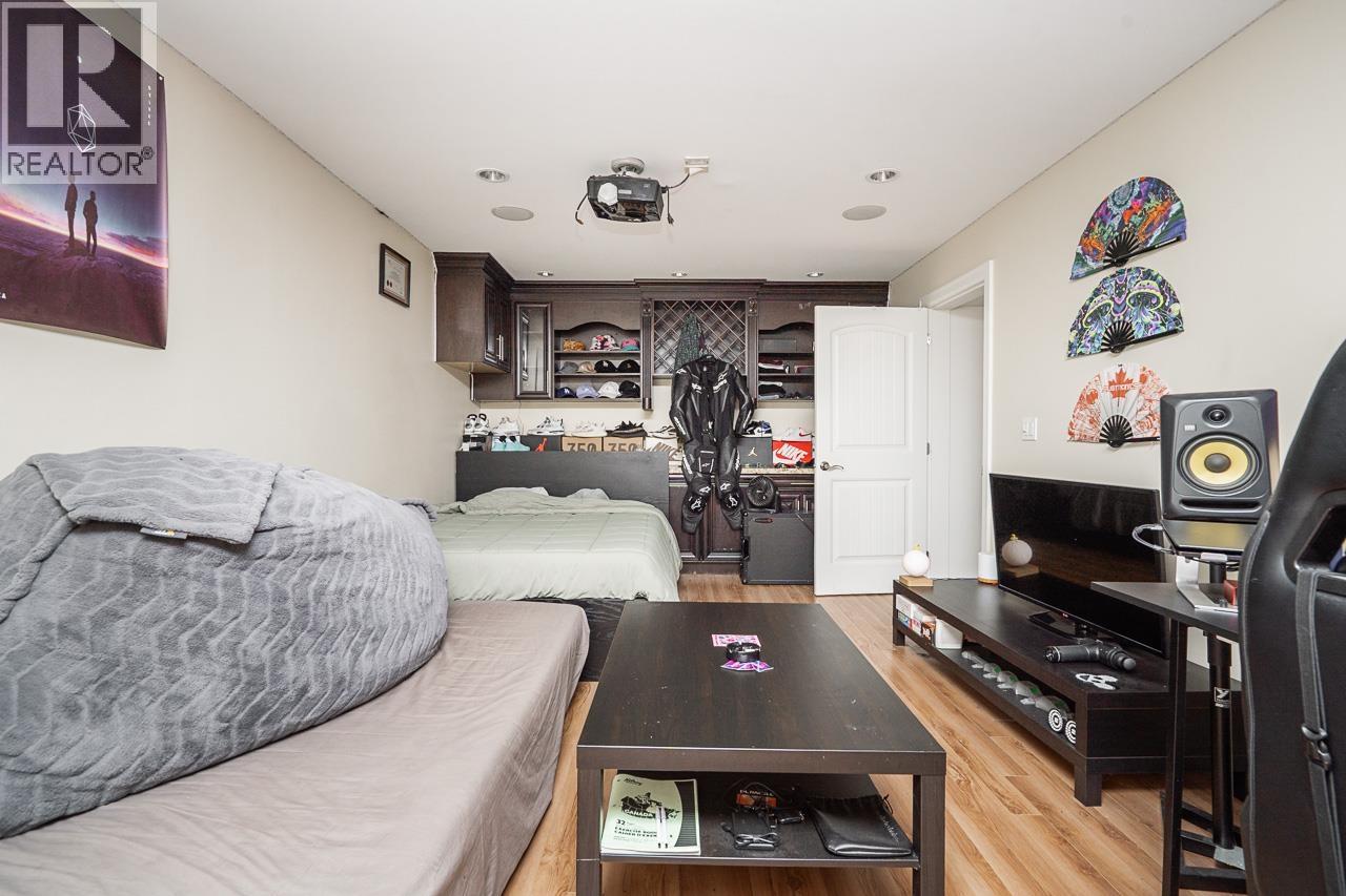 7035 6th Street, Burnaby, British Columbia  V5E 3T4 - Photo 38 - R3176649