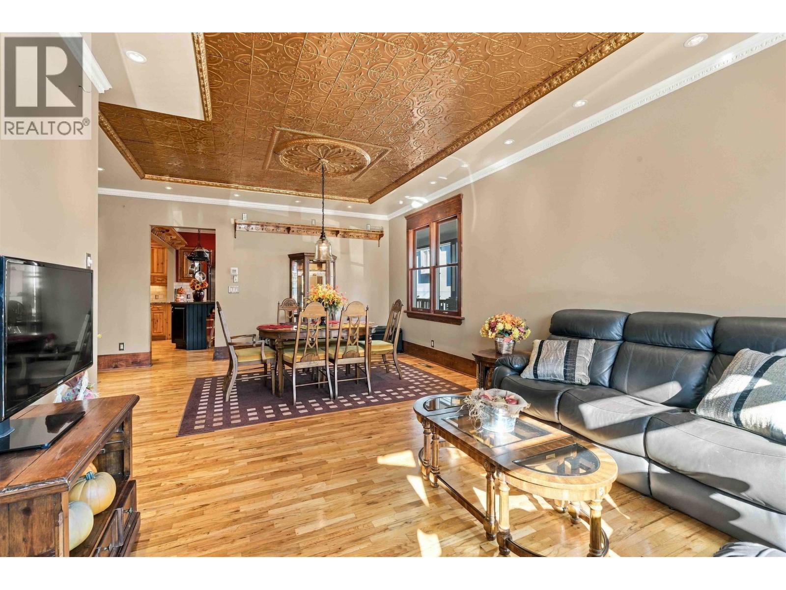 97 E King Edward Avenue, Vancouver, British Columbia  V5V 2B8 - Photo 8 - R3177098