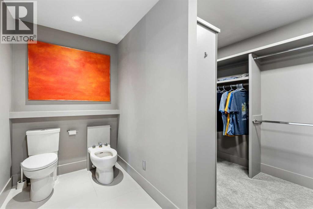 18 West Point Mews Sw, Calgary, Alberta  T3H 0X4 - Photo 22 - A2353289