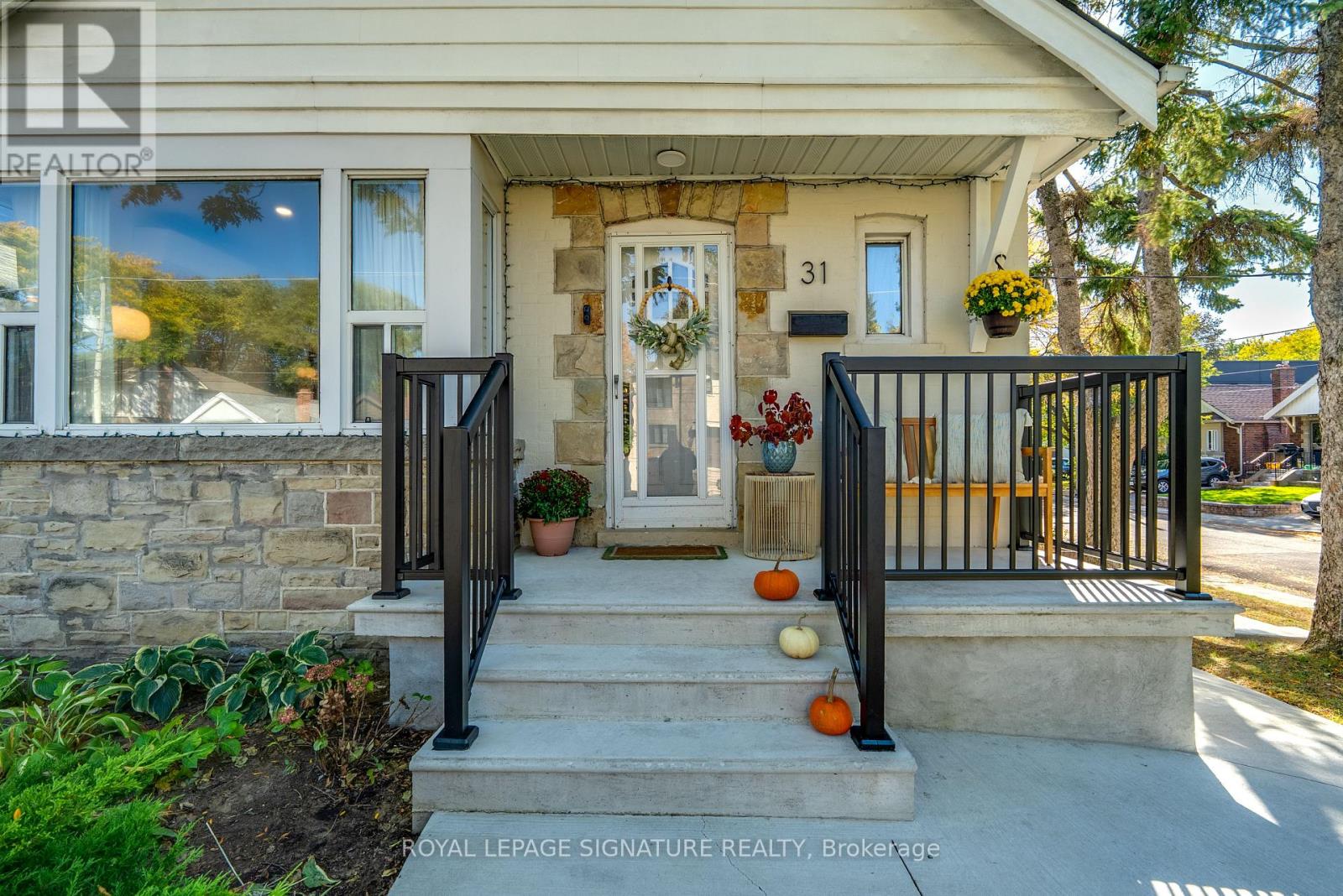 31 Davies Crescent, Toronto, Ontario  M4J 2X7 - Photo 35 - E14099680