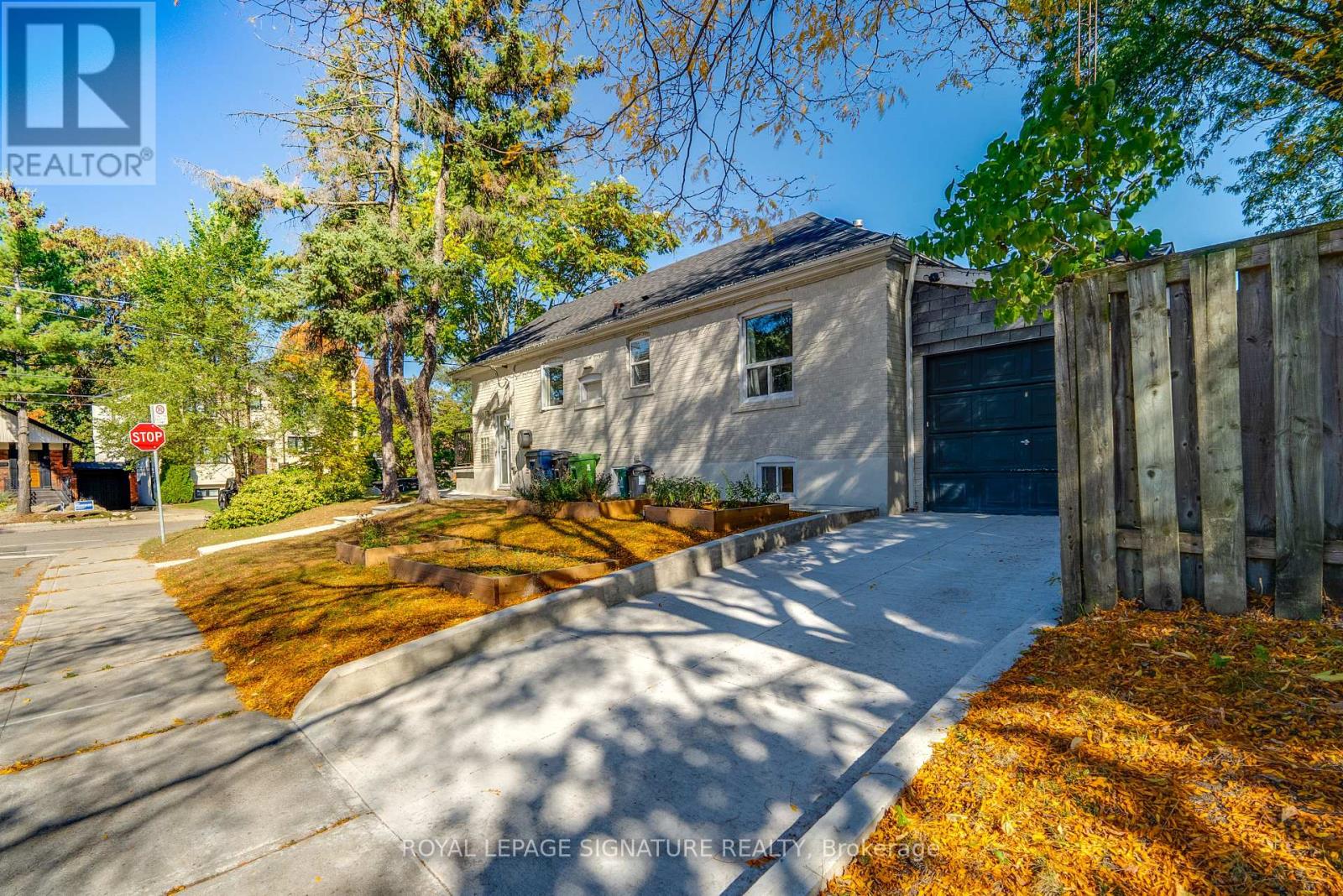 31 Davies Crescent, Toronto, Ontario  M4J 2X7 - Photo 34 - E14099680