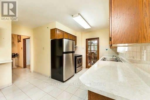 479 Brimorton Drive, Toronto, Ontario  M1H 2E7 - Photo 6 - E14100116