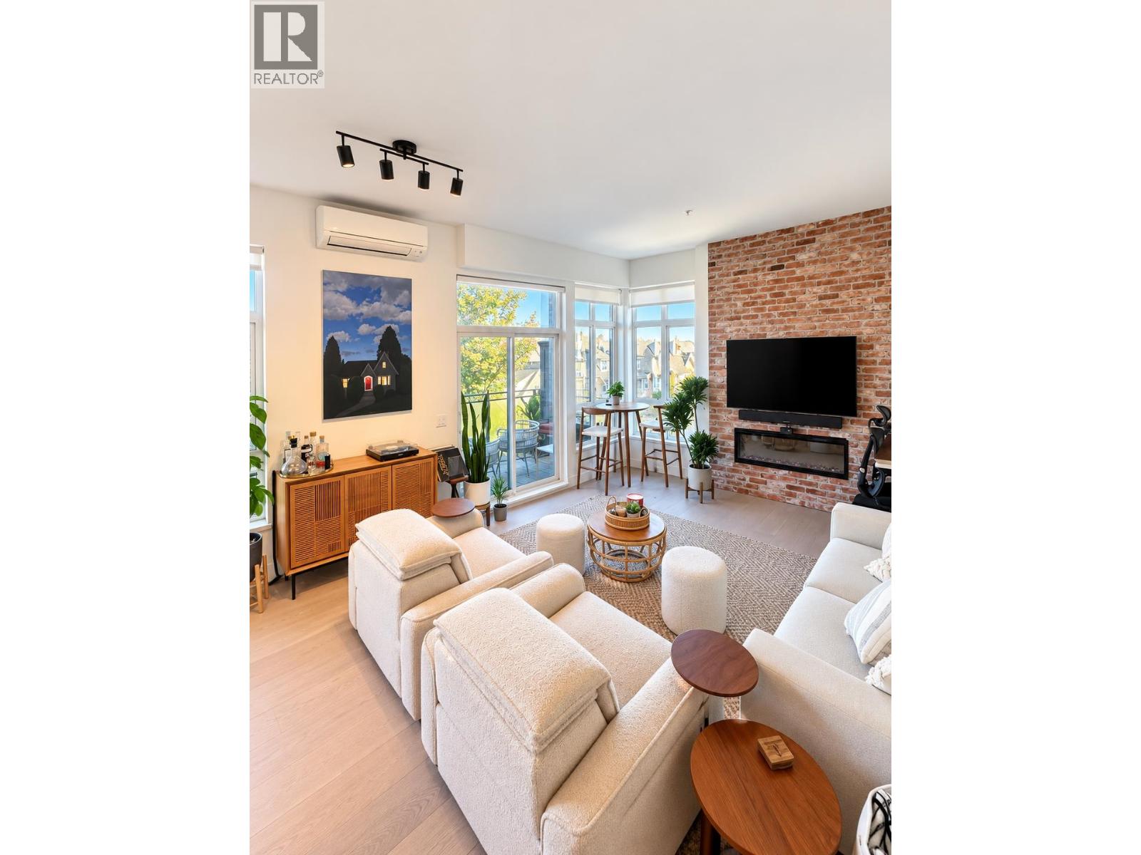 305 300 Salter Street, New Westminster, British Columbia  V3M 0L9 - Photo 6 - R3176533