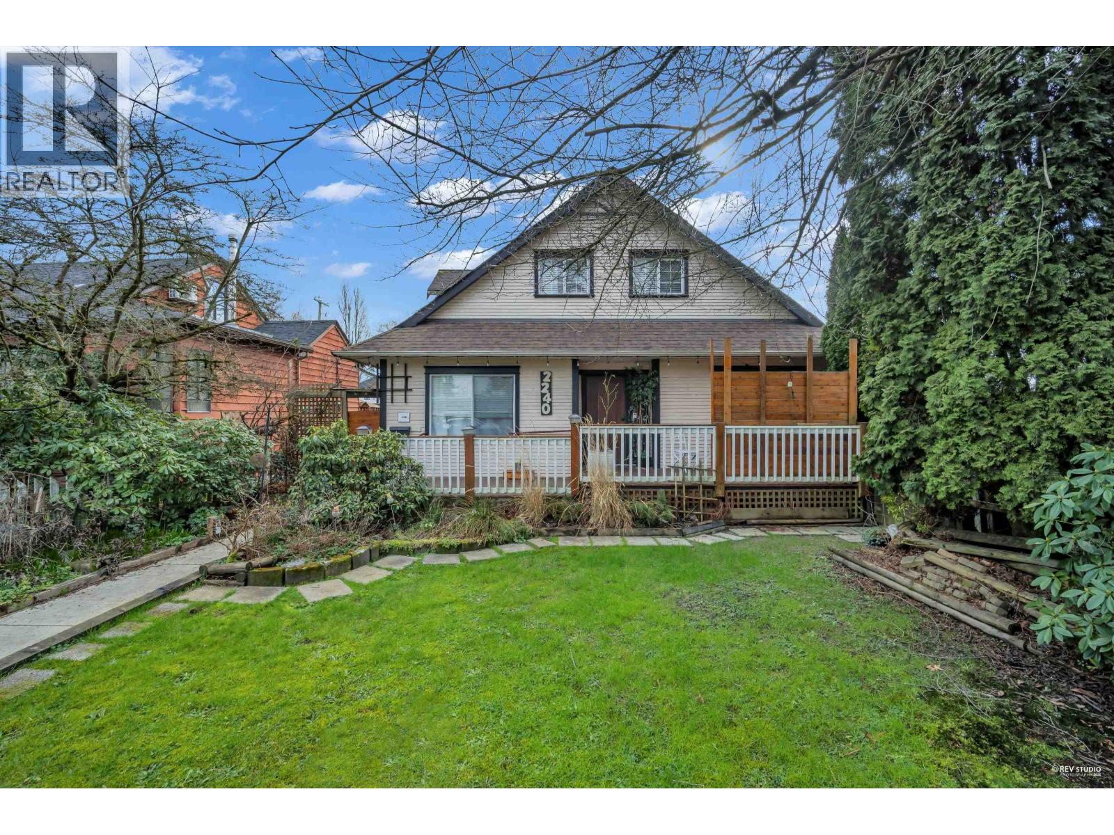 2240 DOUGLAS CRESCENT, Richmond, British Columbia