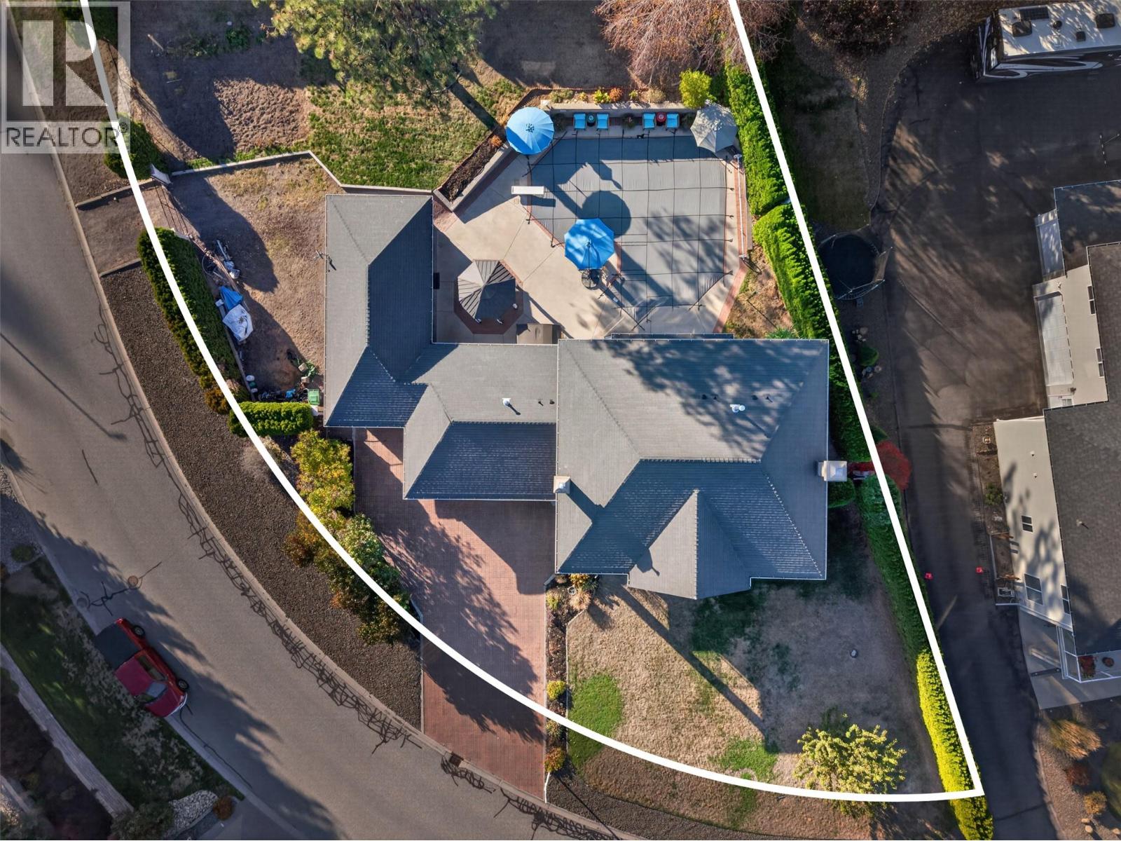 3016 Lakeview Cove Road