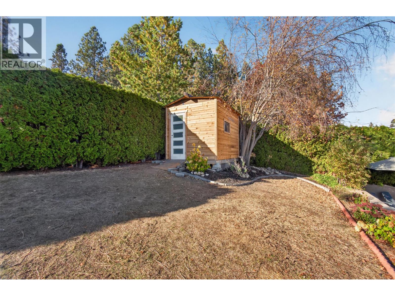 3016 Lakeview Cove Road