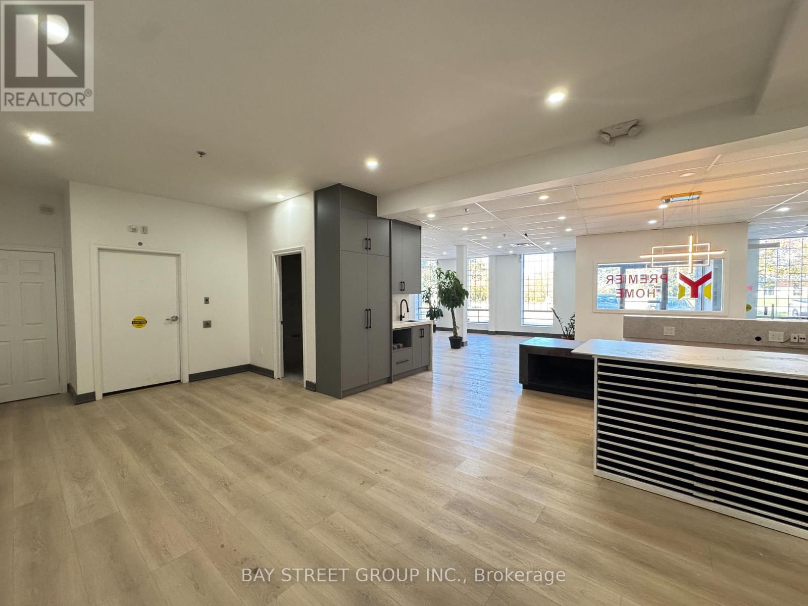 85-87 Steelcase Road E, Markham, Ontario L3R 1E9 - Photo 8 - N14100090