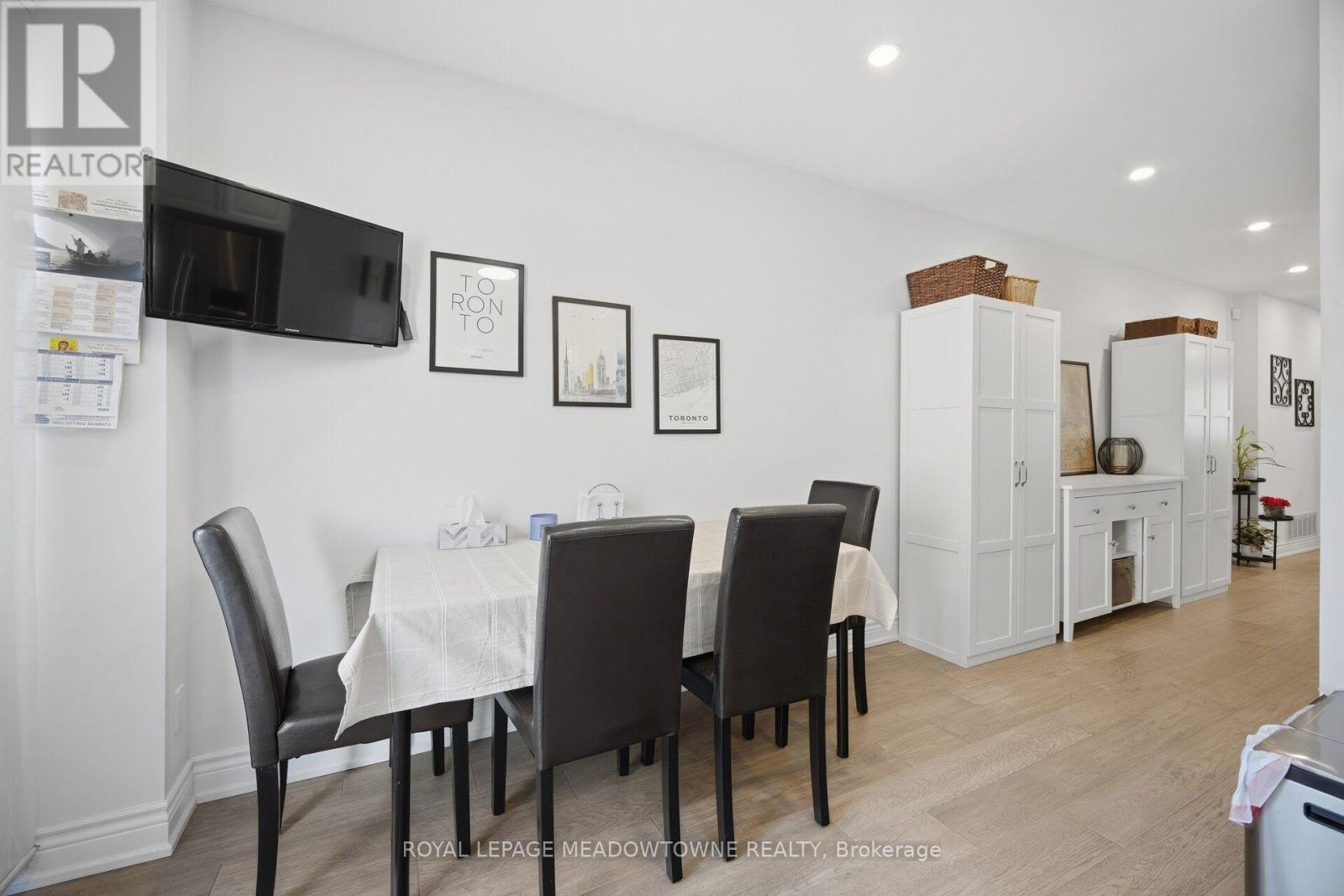 451 Westmoreland Avenue N, Toronto, Ontario  M6H 3A6 - Photo 19 - W14100084
