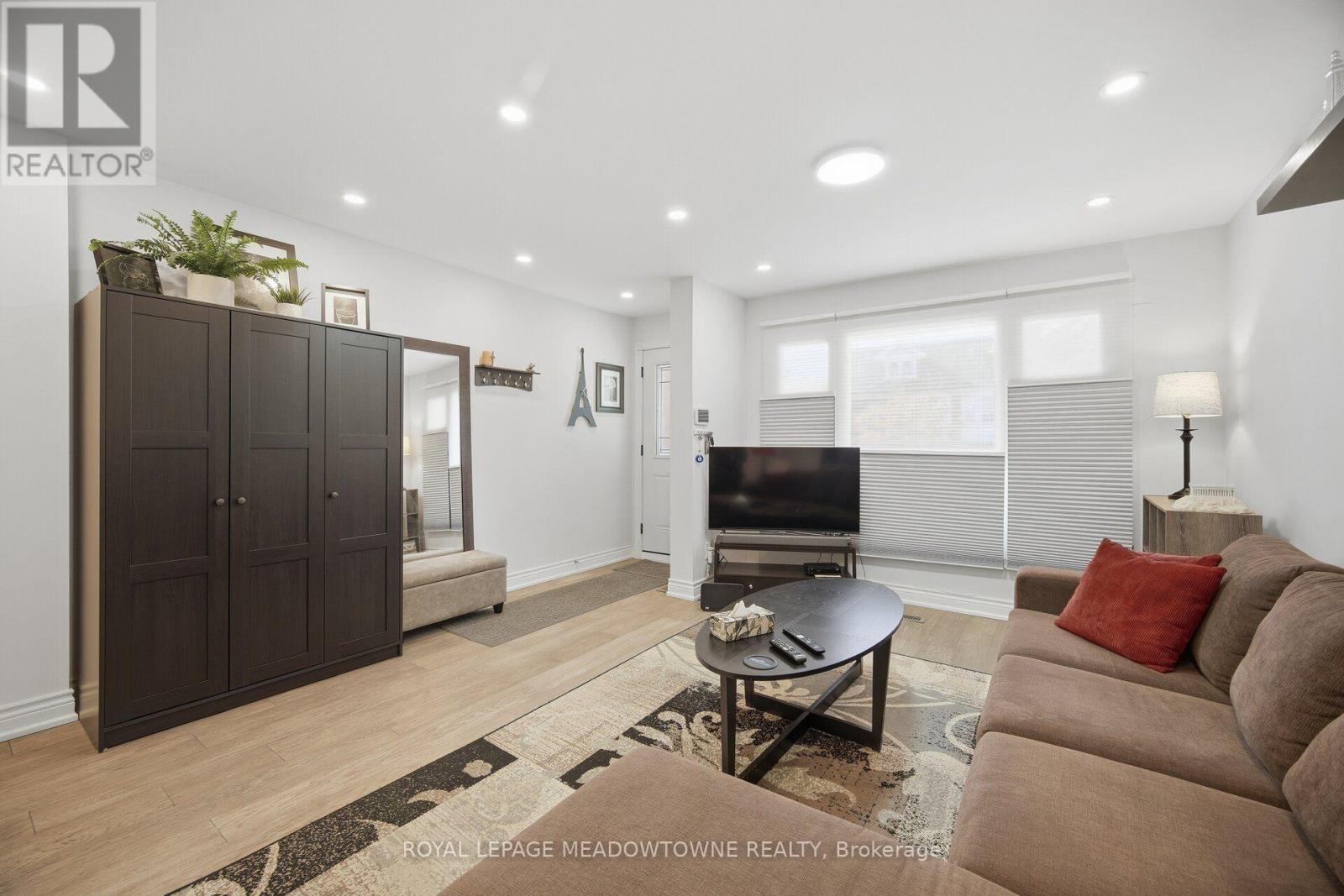 451 Westmoreland Avenue N, Toronto, Ontario  M6H 3A6 - Photo 8 - W14100084
