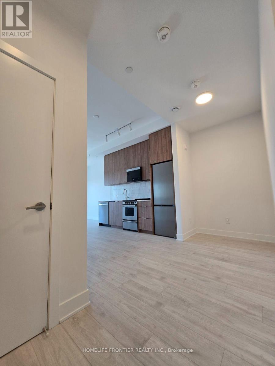 722 - 3008 William Cutmore Boulevard, Oakville, Ontario  L6H 8E7 - Photo 2 - W14100124
