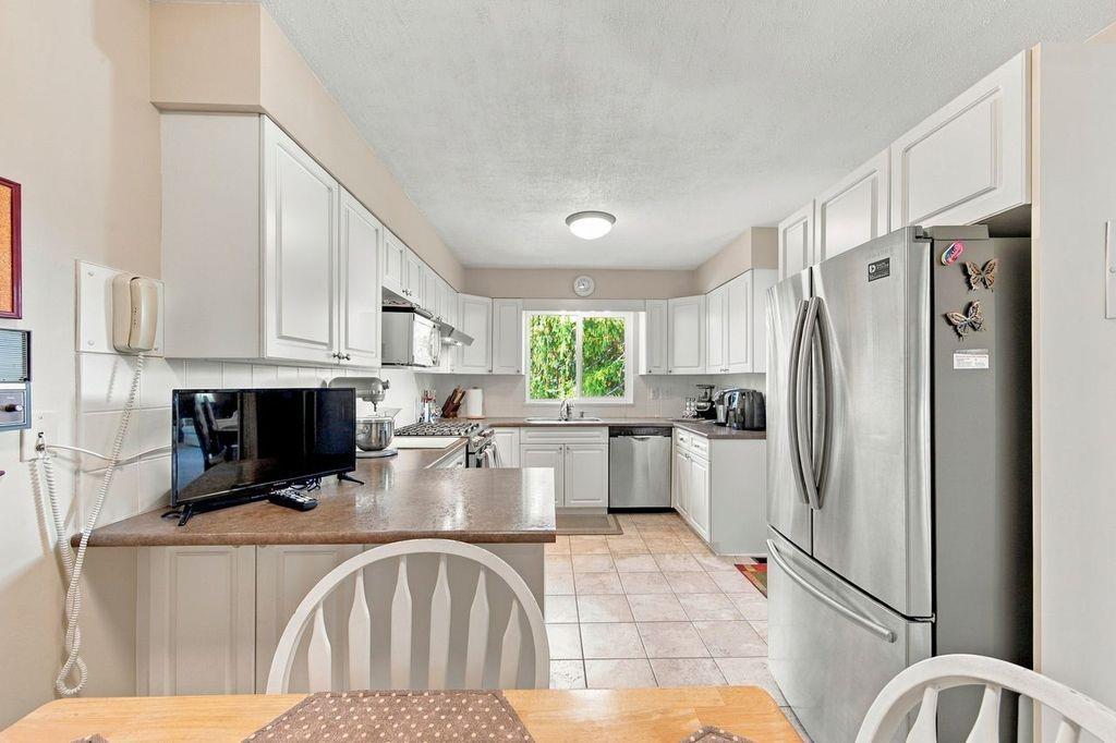8973 112 Street, Delta, British Columbia  V4C 4X5 - Photo 9 - R3177028