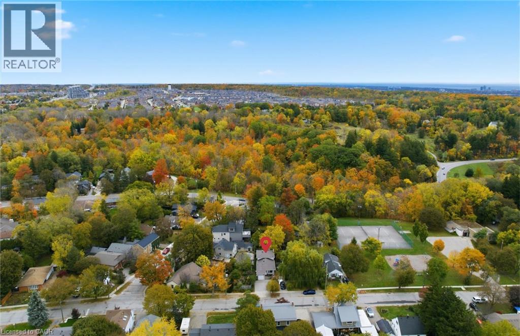 81 Main Street S, Waterdown, Ontario  L0R 2H0 - Photo 3 - 40870163
