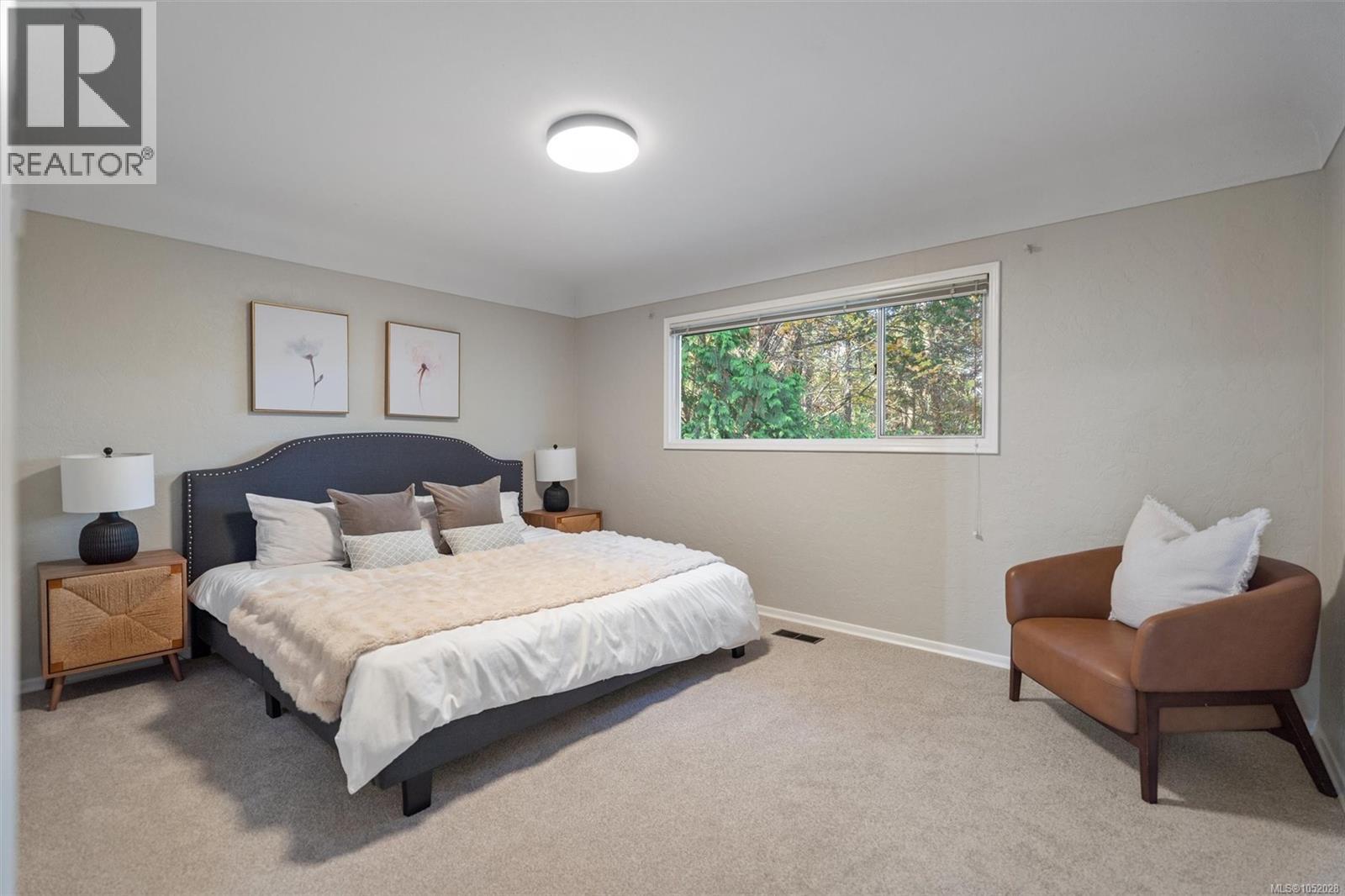2104 Wenman Dr
