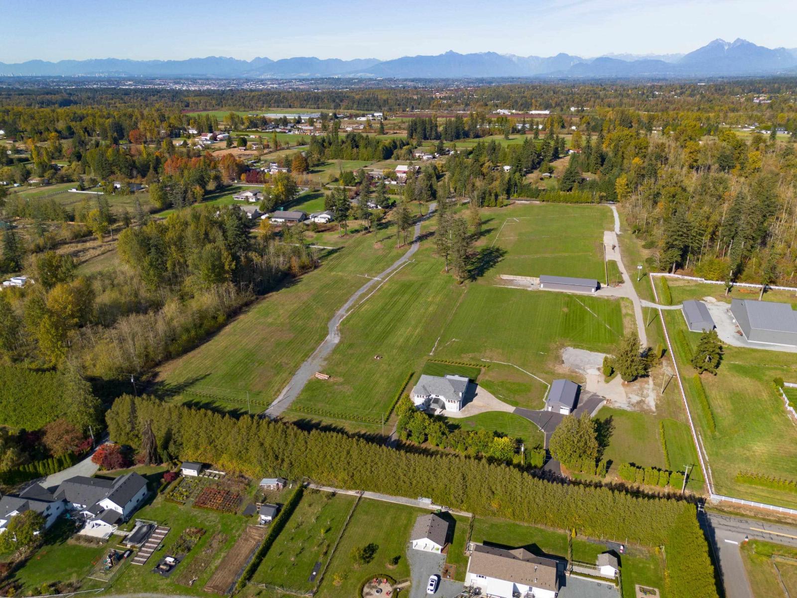 22714 26 Avenue, Langley, British Columbia  V2Z 3B3 - Photo 4 - R3176386