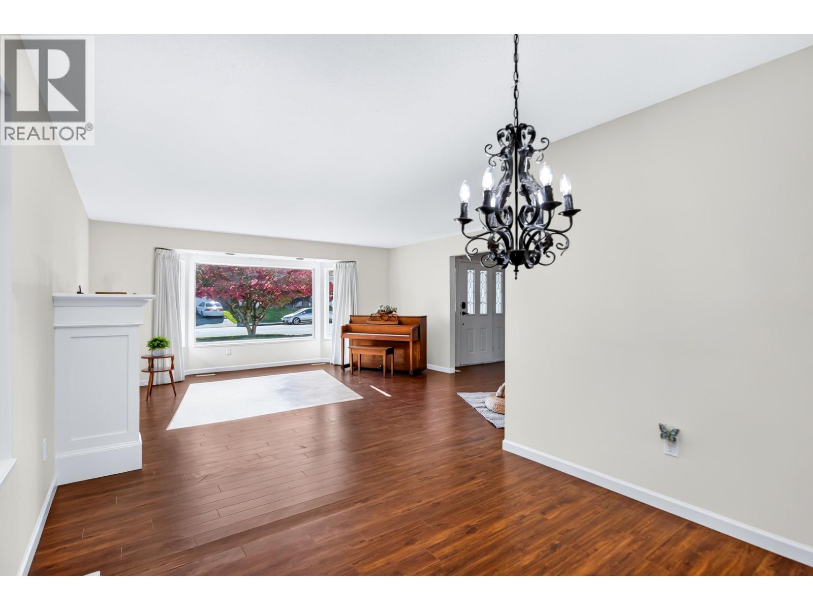 22205 126 Avenue, Maple Ridge, British Columbia  V2X 0W5 - Photo 15 - R3176811
