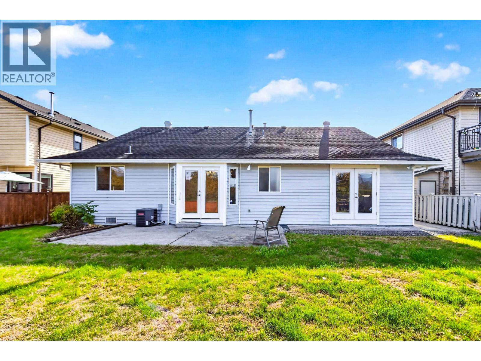 22205 126 Avenue, Maple Ridge, British Columbia  V2X 0W5 - Photo 37 - R3176811