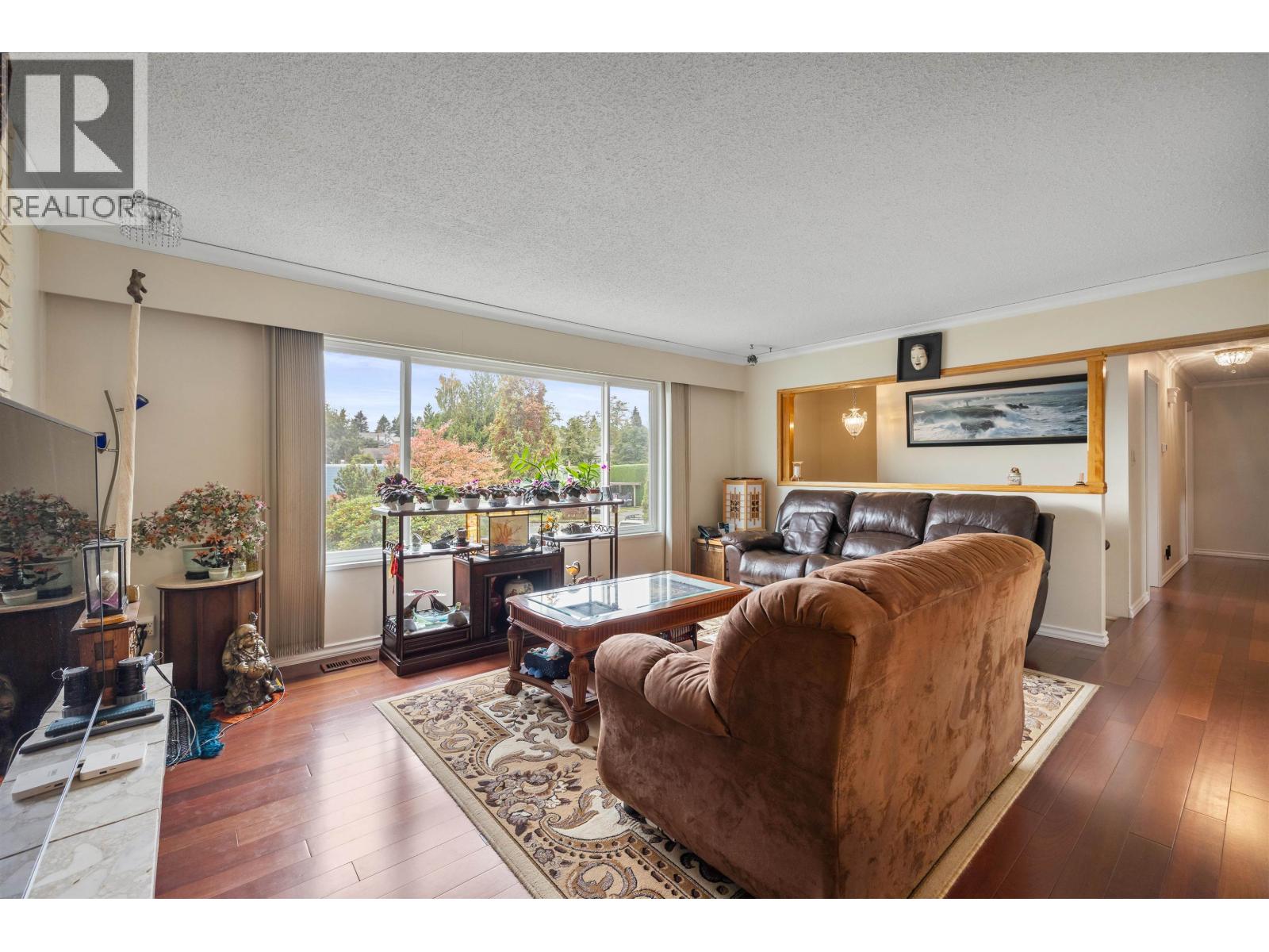 3965 Lister Court, Burnaby, British Columbia  V5G 2C3 - Photo 2 - R3176790