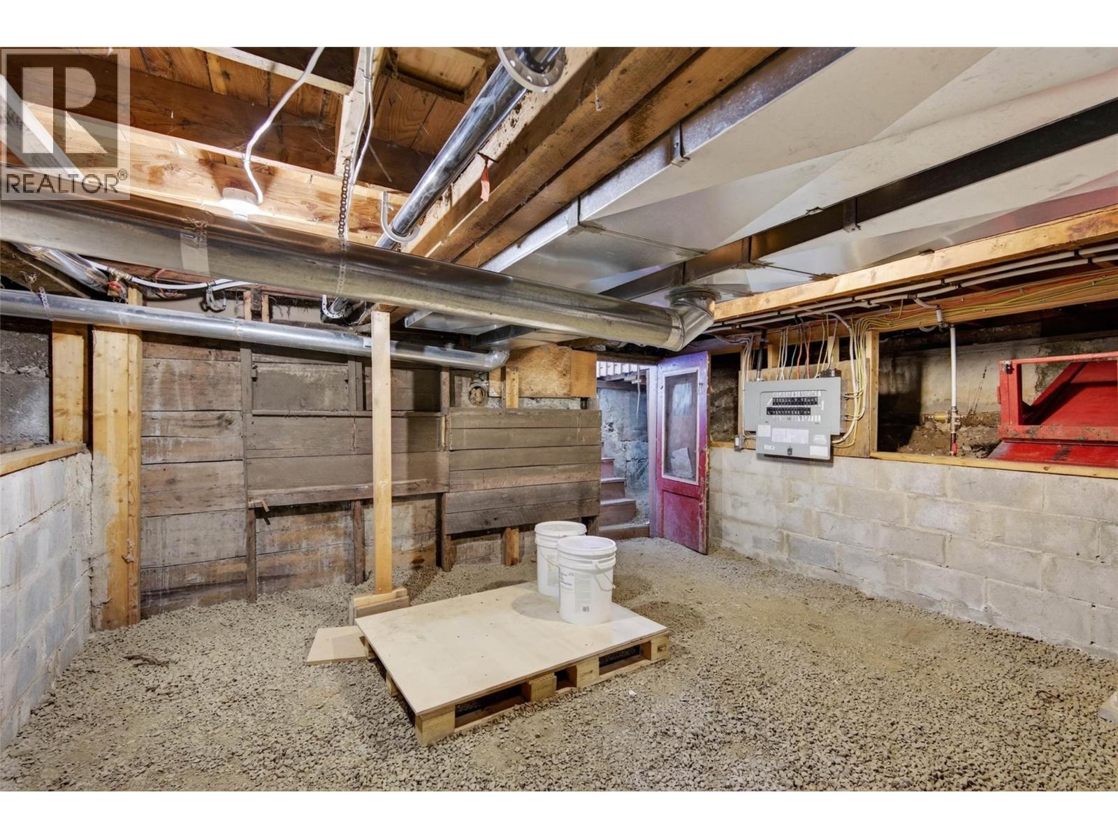 902 Cottonwood Avenue, Salmo, British Columbia  V0G 1Z0 - Photo 30 - 10403554