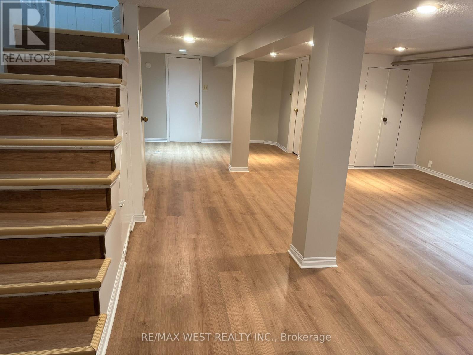 280 Westmount Avenue, Toronto, Ontario  M6E 3N1 - Photo 45 - C14099466