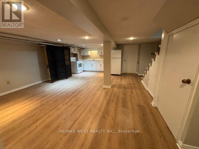 280 Westmount Avenue, Toronto, Ontario  M6E 3N1 - Photo 44 - C14099466