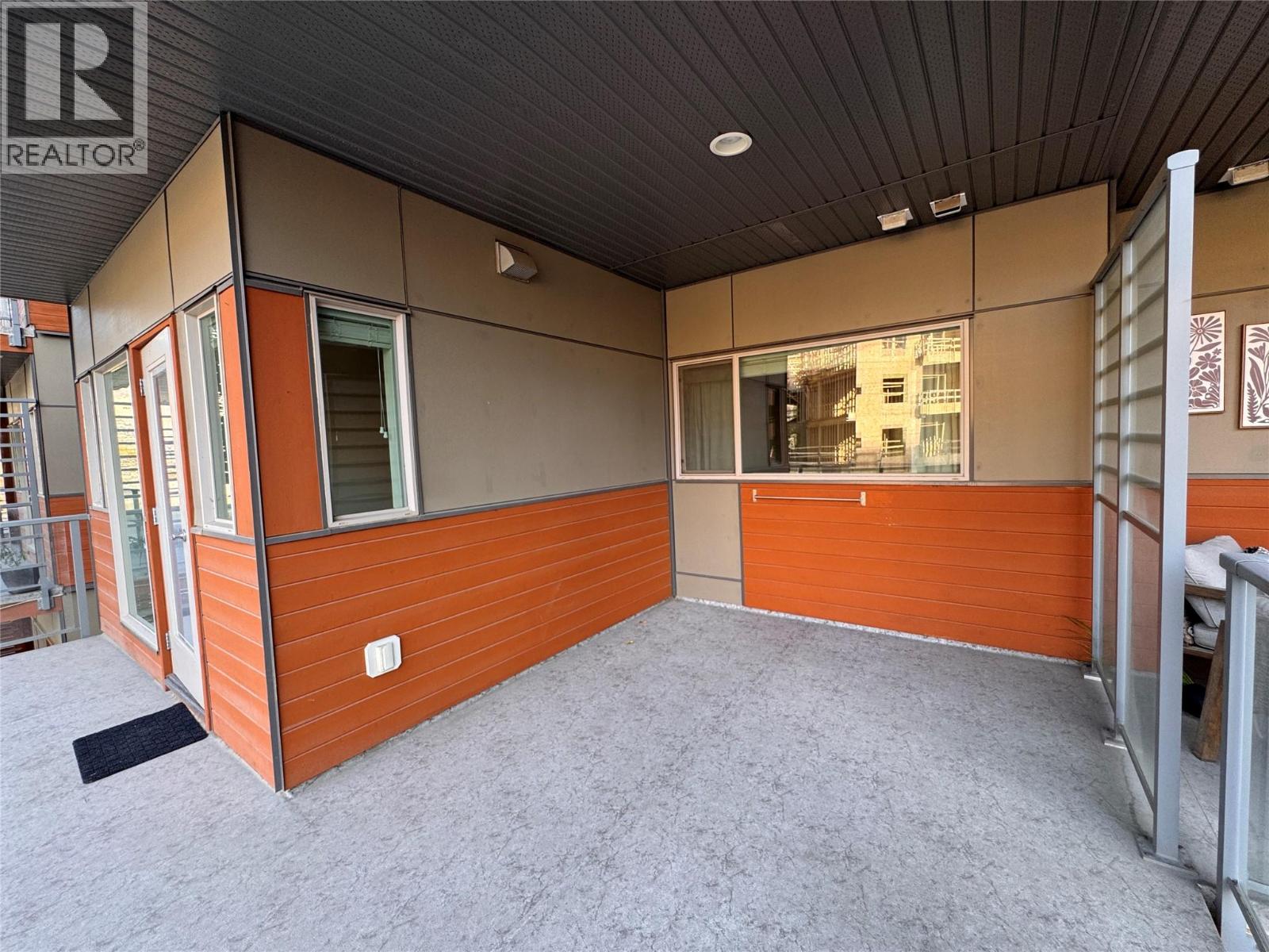 1040 Talasa Court Unit# 3202