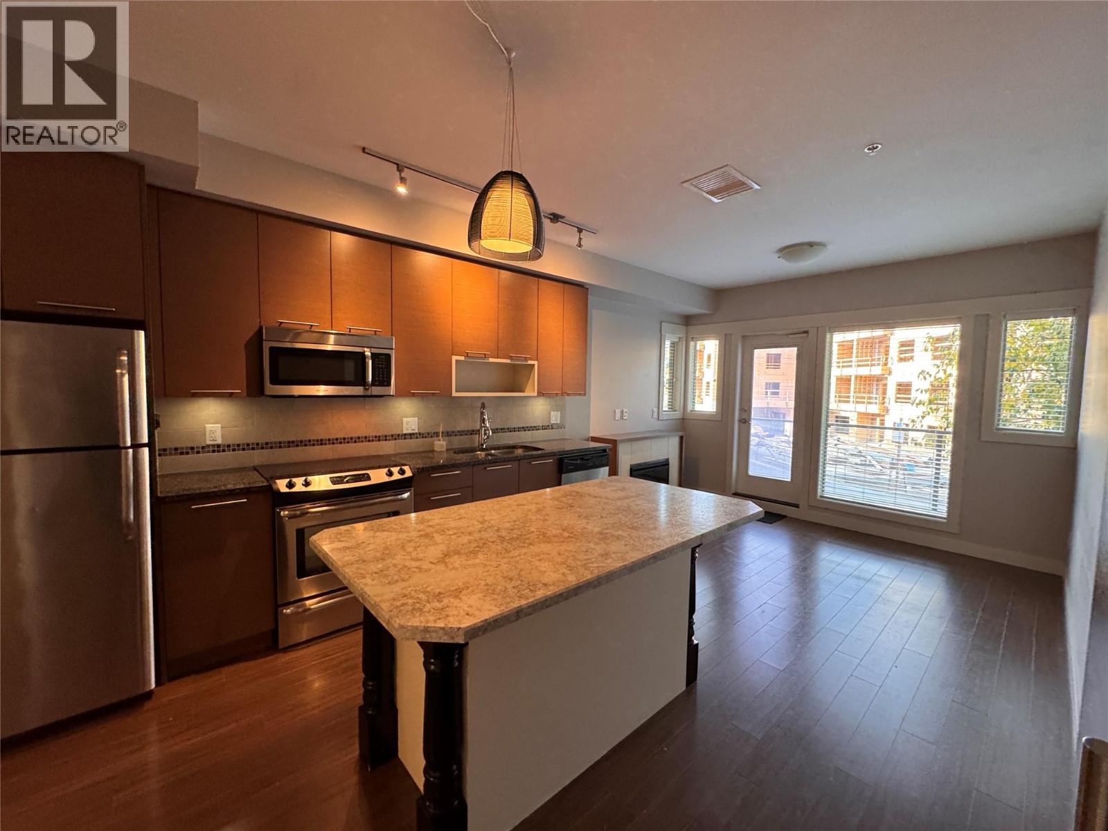1040 Talasa Court Unit# 3202