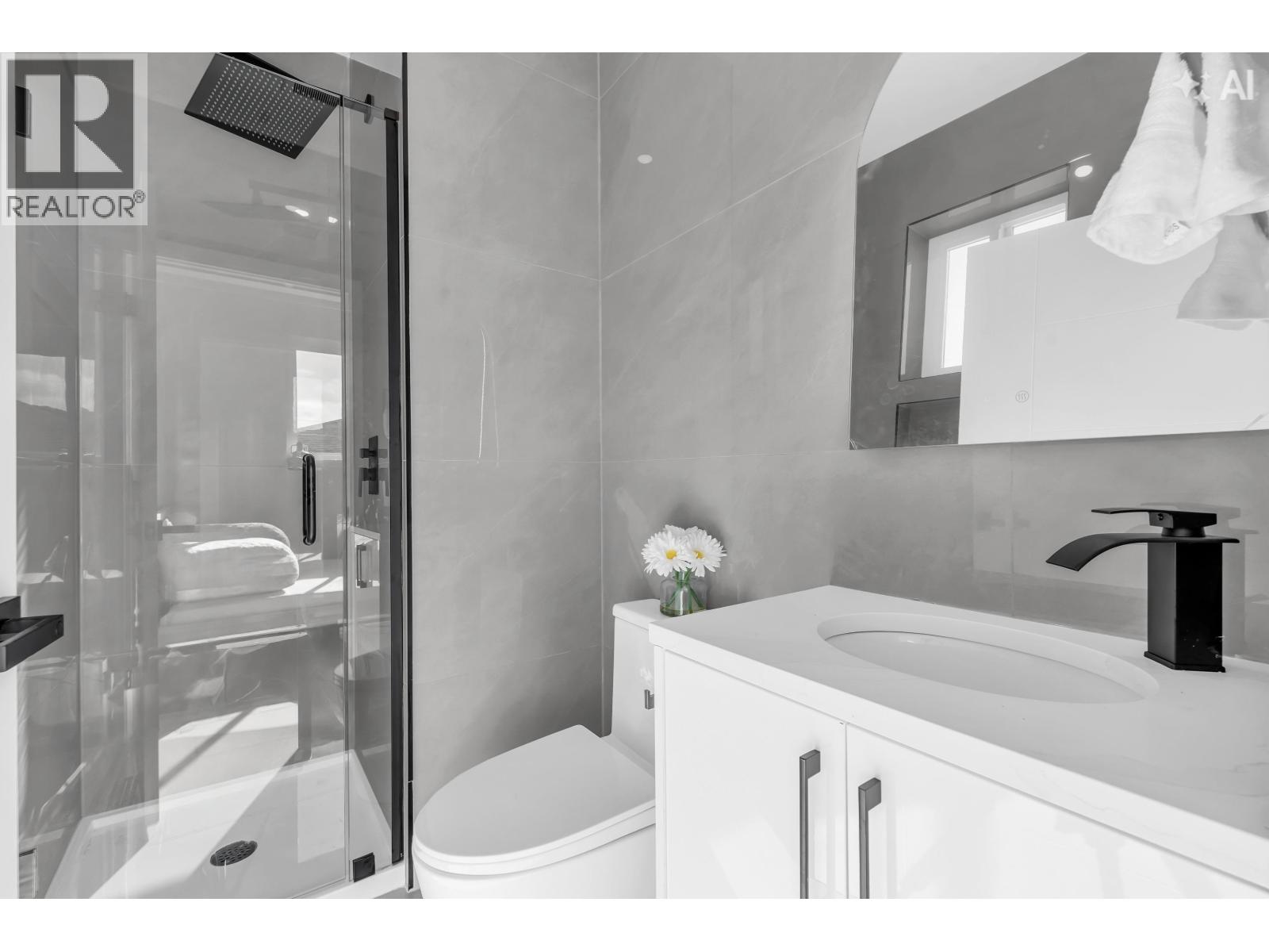 1 2554 Dundas Street, Vancouver, British Columbia  V5K 1P8 - Photo 21 - R3177168