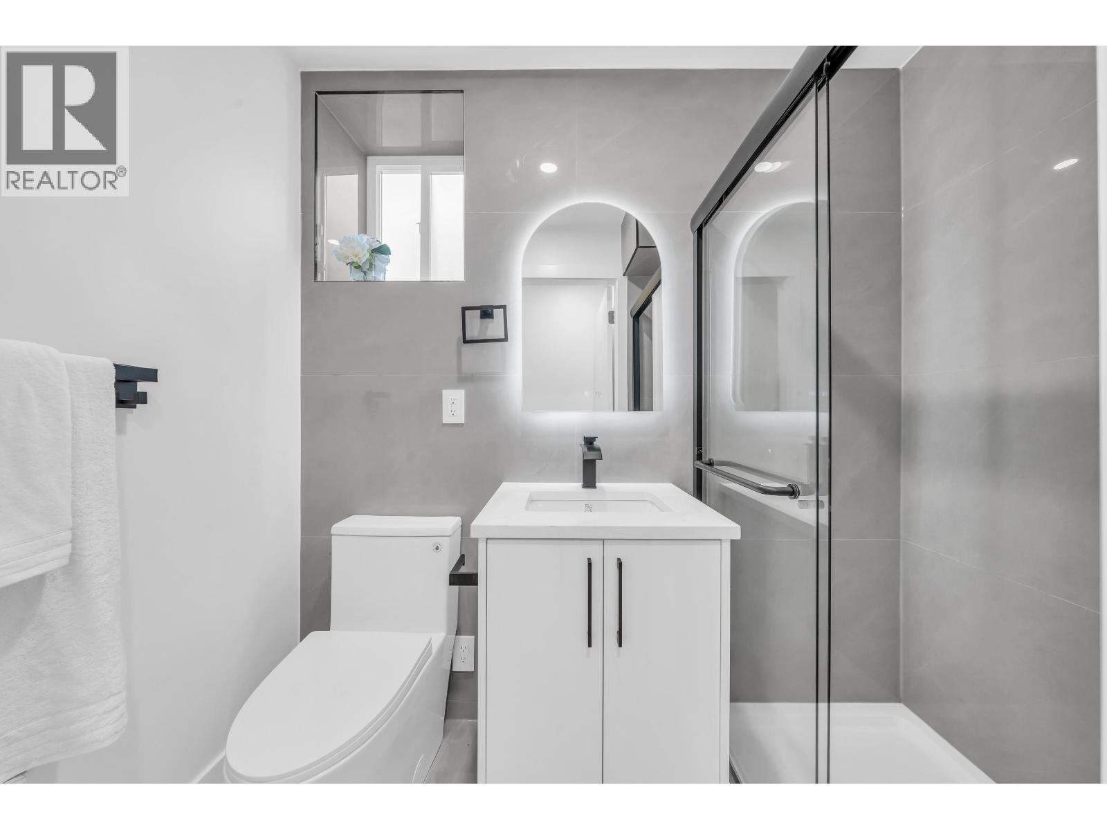 1 2554 Dundas Street, Vancouver, British Columbia  V5K 1P8 - Photo 29 - R3177168