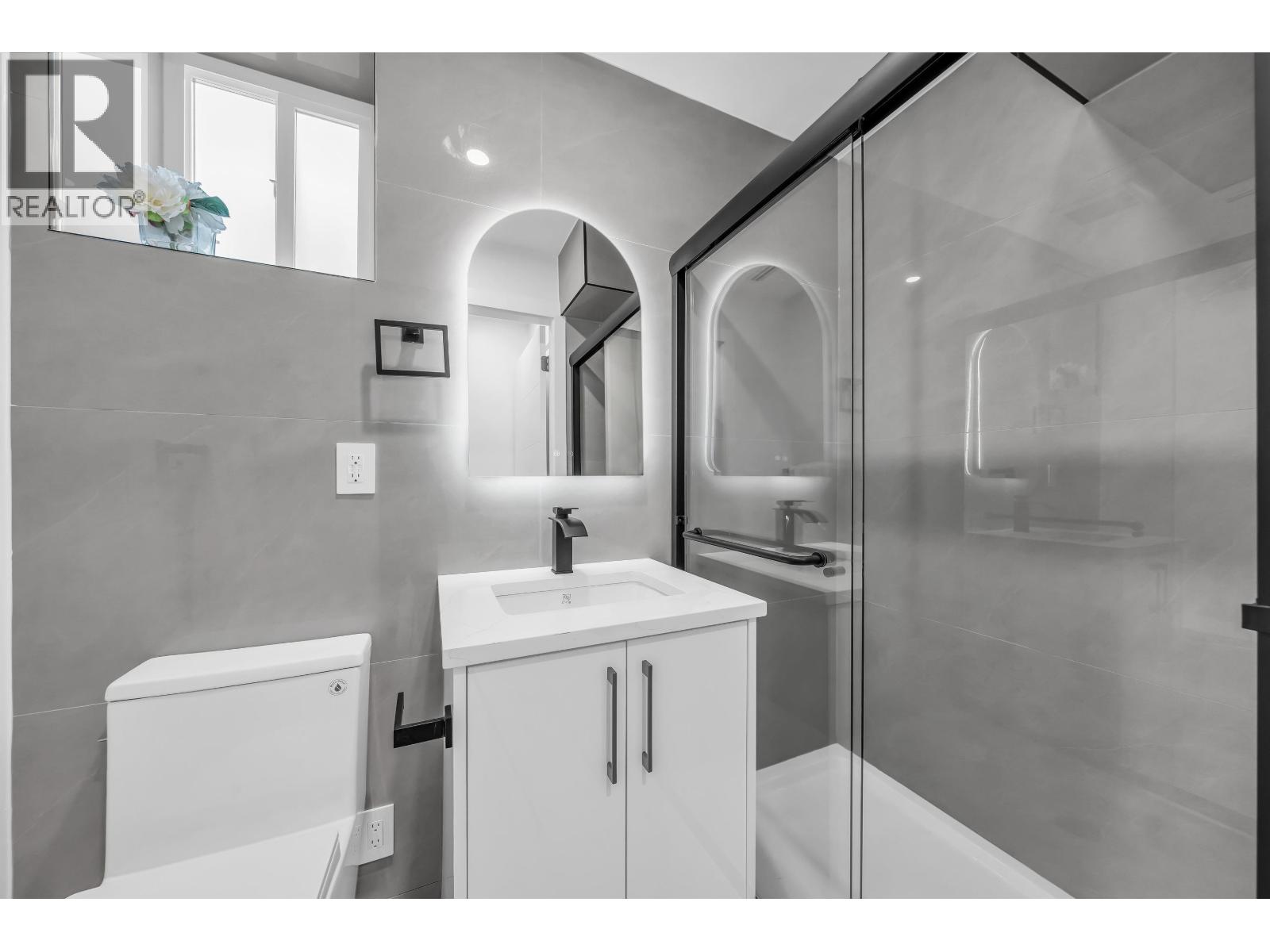 1 2554 Dundas Street, Vancouver, British Columbia  V5K 1P8 - Photo 30 - R3177168