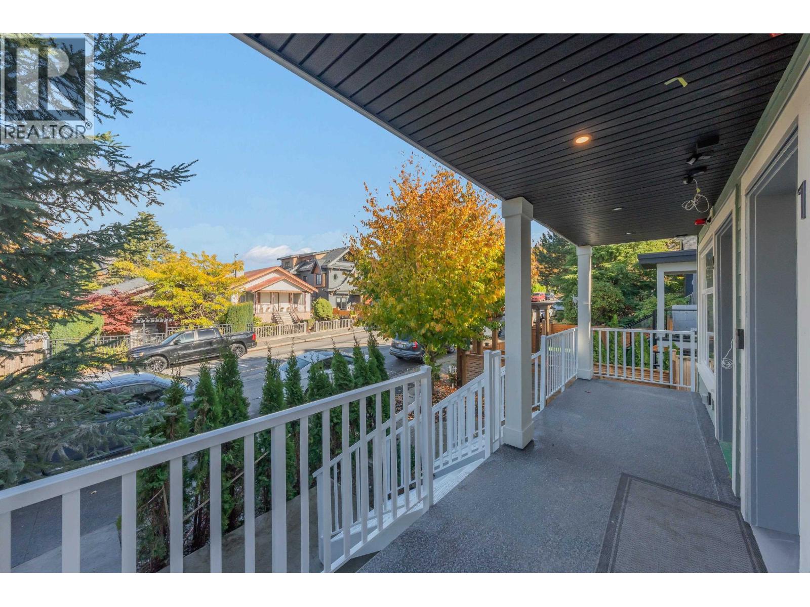 1 2554 Dundas Street, Vancouver, British Columbia  V5K 1P8 - Photo 35 - R3177168