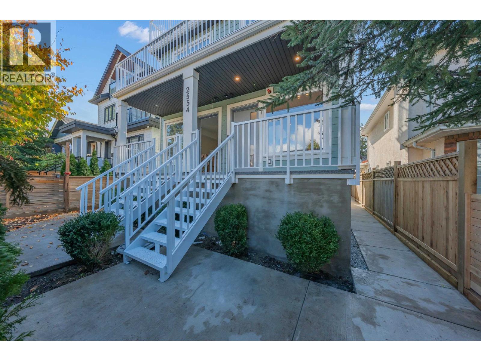 1 2554 Dundas Street, Vancouver, British Columbia  V5K 1P8 - Photo 37 - R3177168