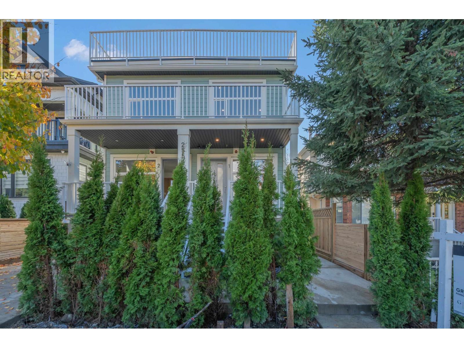 1 2554 Dundas Street, Vancouver, British Columbia  V5K 1P8 - Photo 38 - R3177168