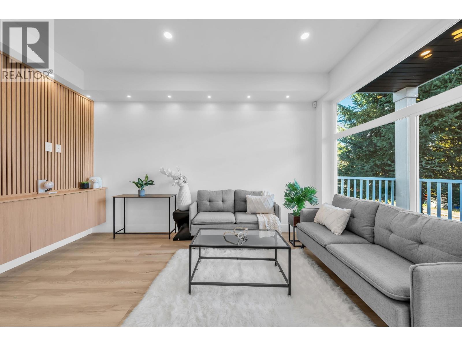 1 2554 Dundas Street, Vancouver, British Columbia  V5K 1P8 - Photo 9 - R3177168