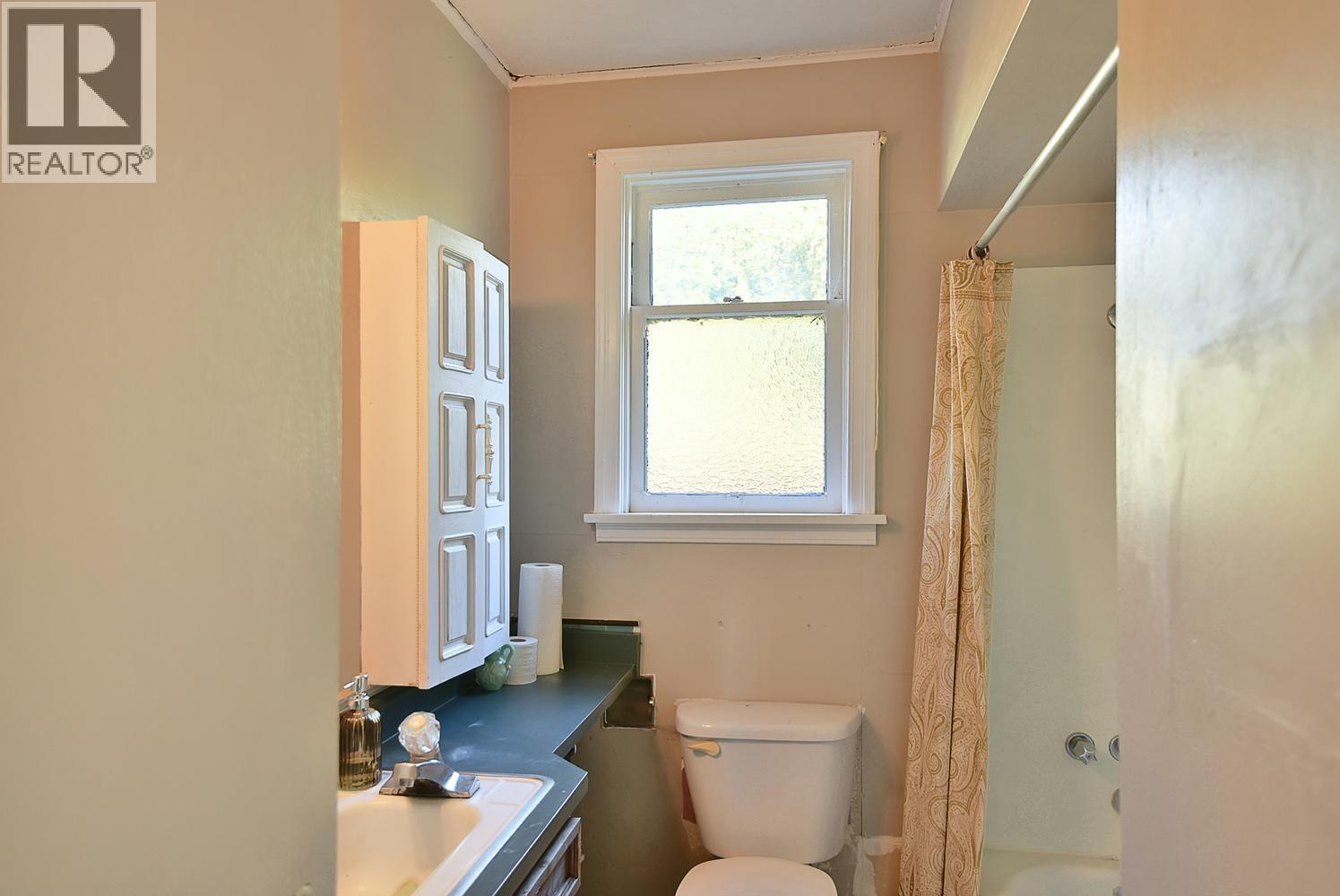 547 N Fletcher Road, Gibsons, British Columbia  V0N 1V9 - Photo 17 - R3177149