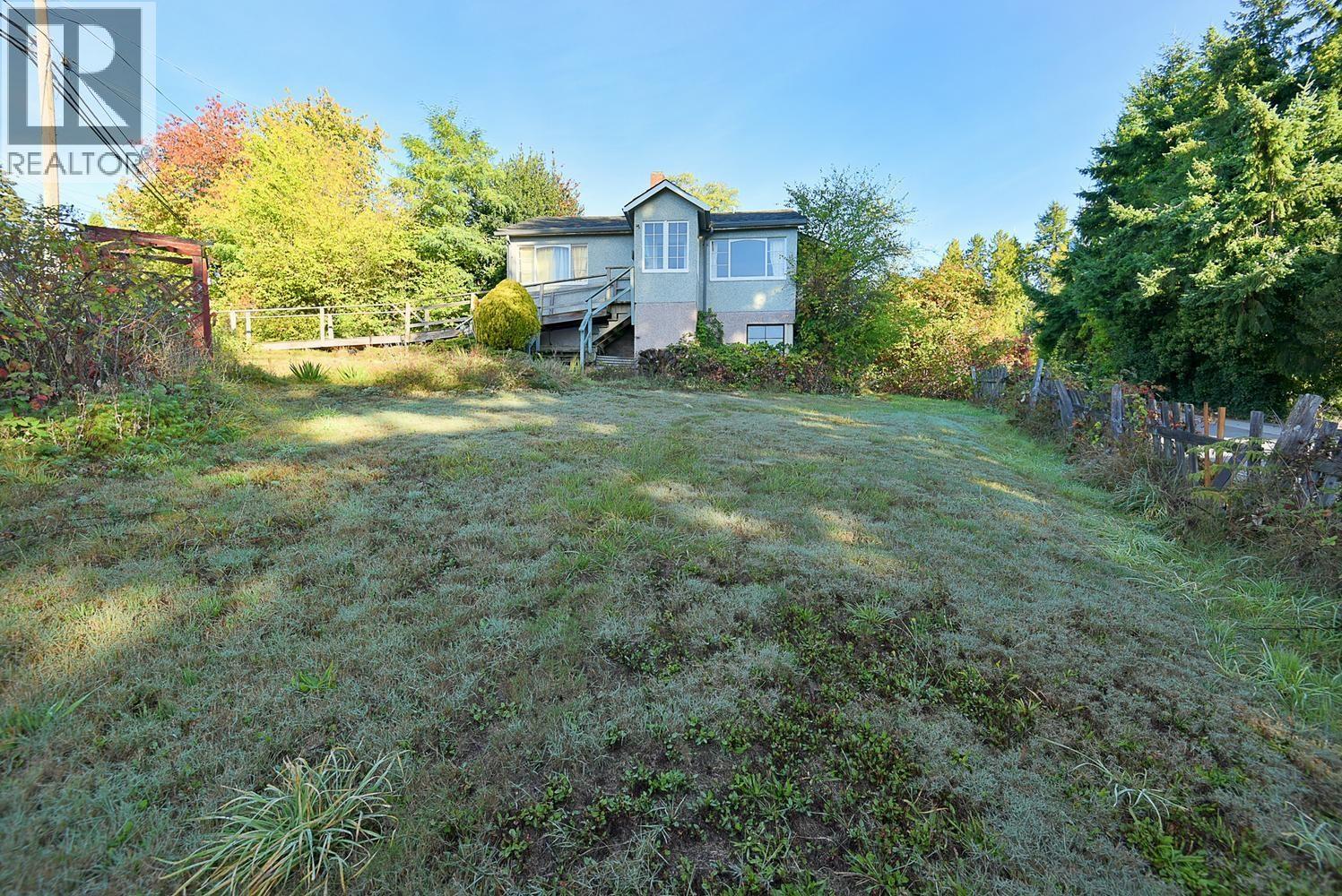 547 N Fletcher Road, Gibsons, British Columbia  V0N 1V9 - Photo 3 - R3177149