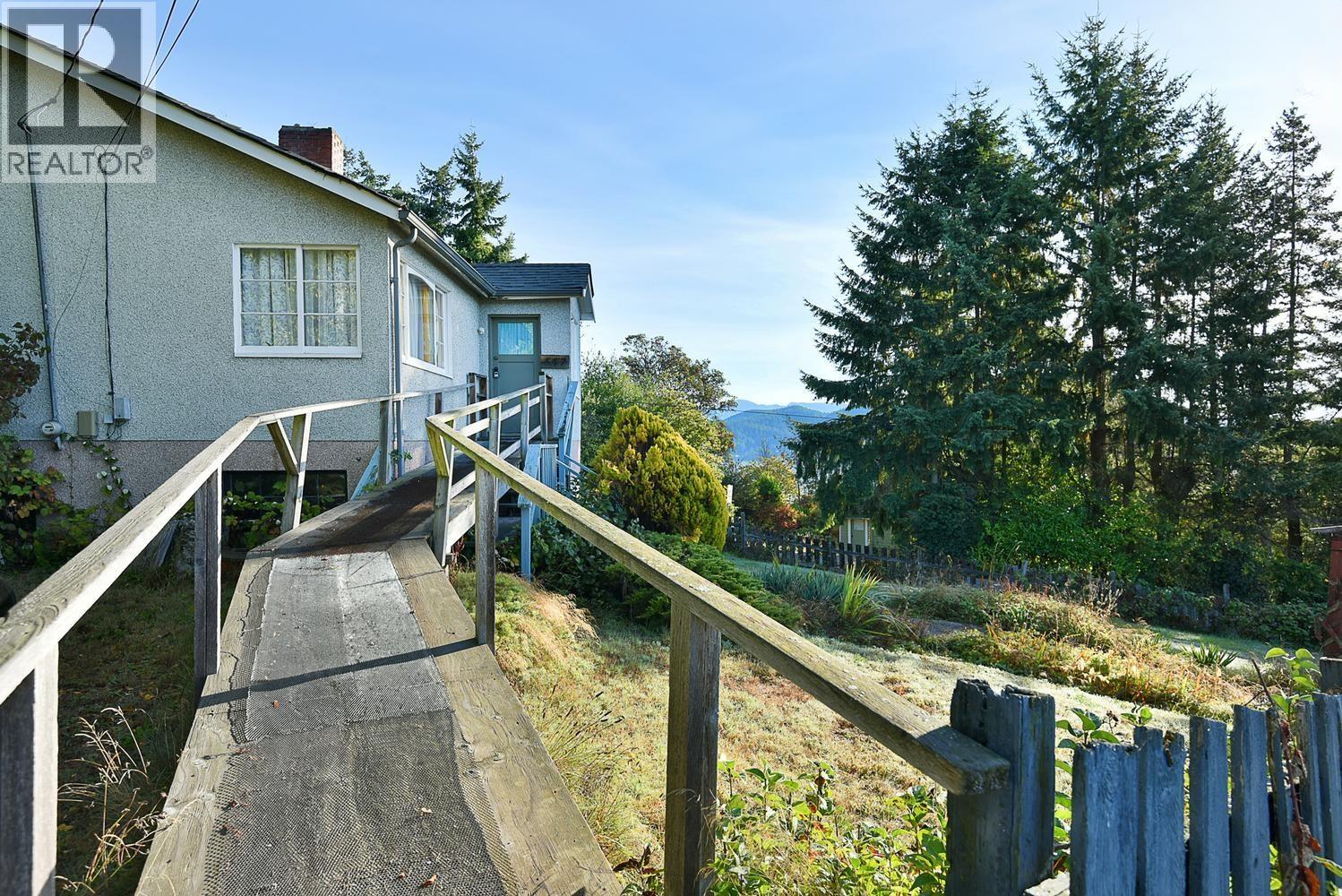 547 N Fletcher Road, Gibsons, British Columbia  V0N 1V9 - Photo 5 - R3177149