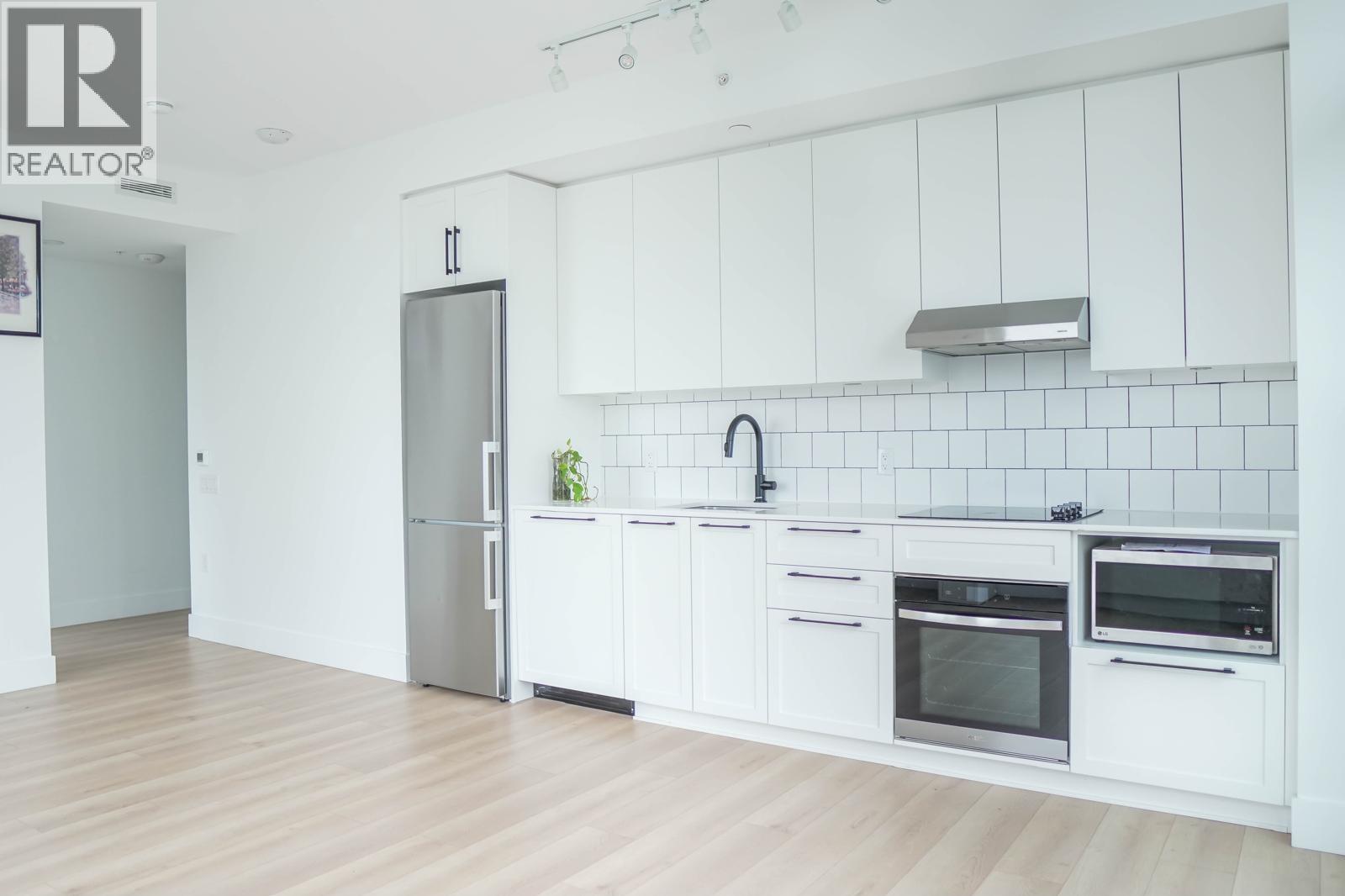 1108 8750 University Crescent, Burnaby, British Columbia  V5A 0G9 - Photo 4 - R3177153