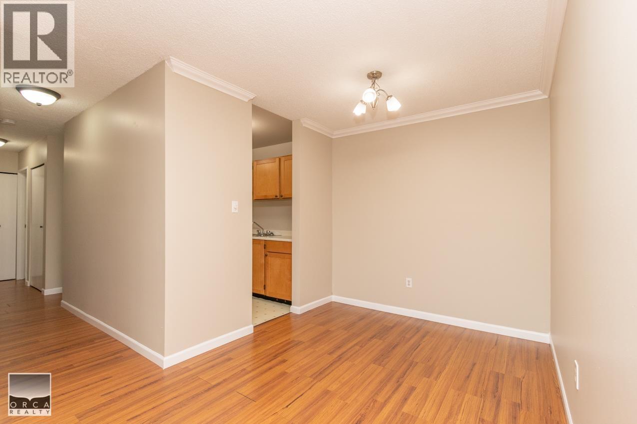 220 65 First Street, New Westminster, British Columbia  V3L 5K9 - Photo 3 - R3177173
