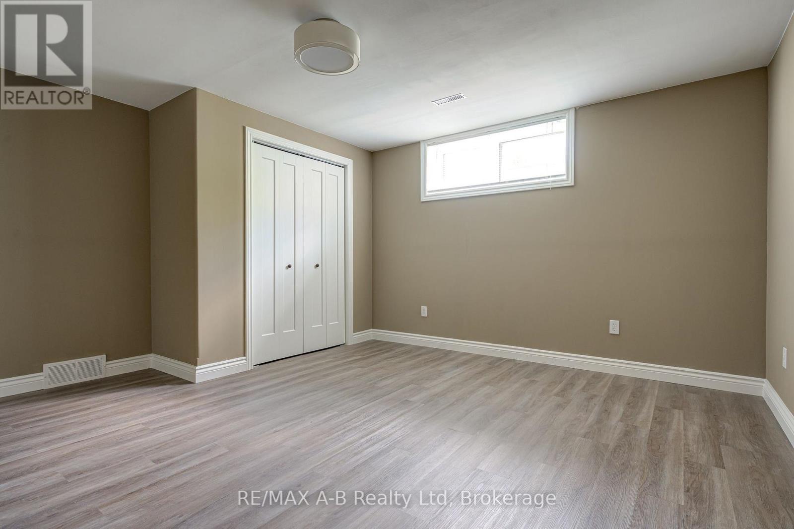 131 Guest Court, St. Marys, Ontario  N4X 1E5 - Photo 35 - X14100170
