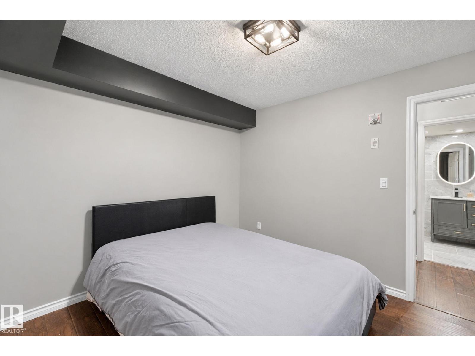 #314 10118 106 AV NW
