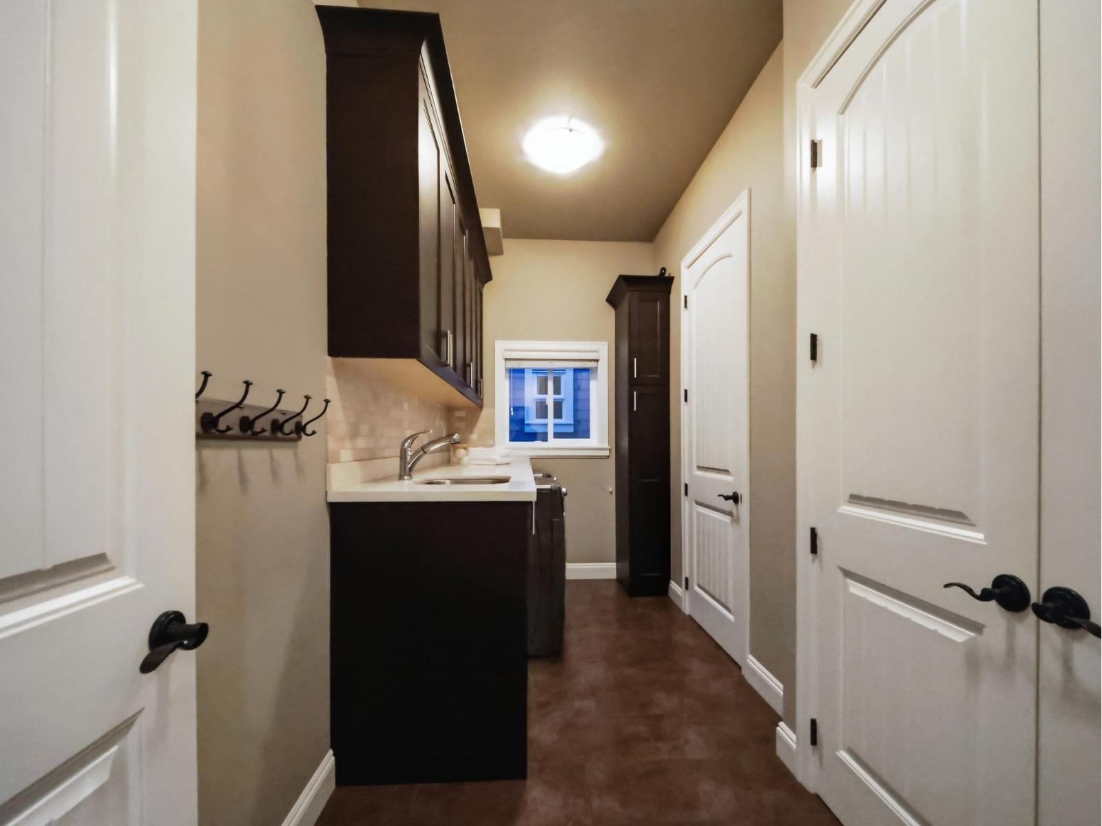 2258 MADRONA PLACE