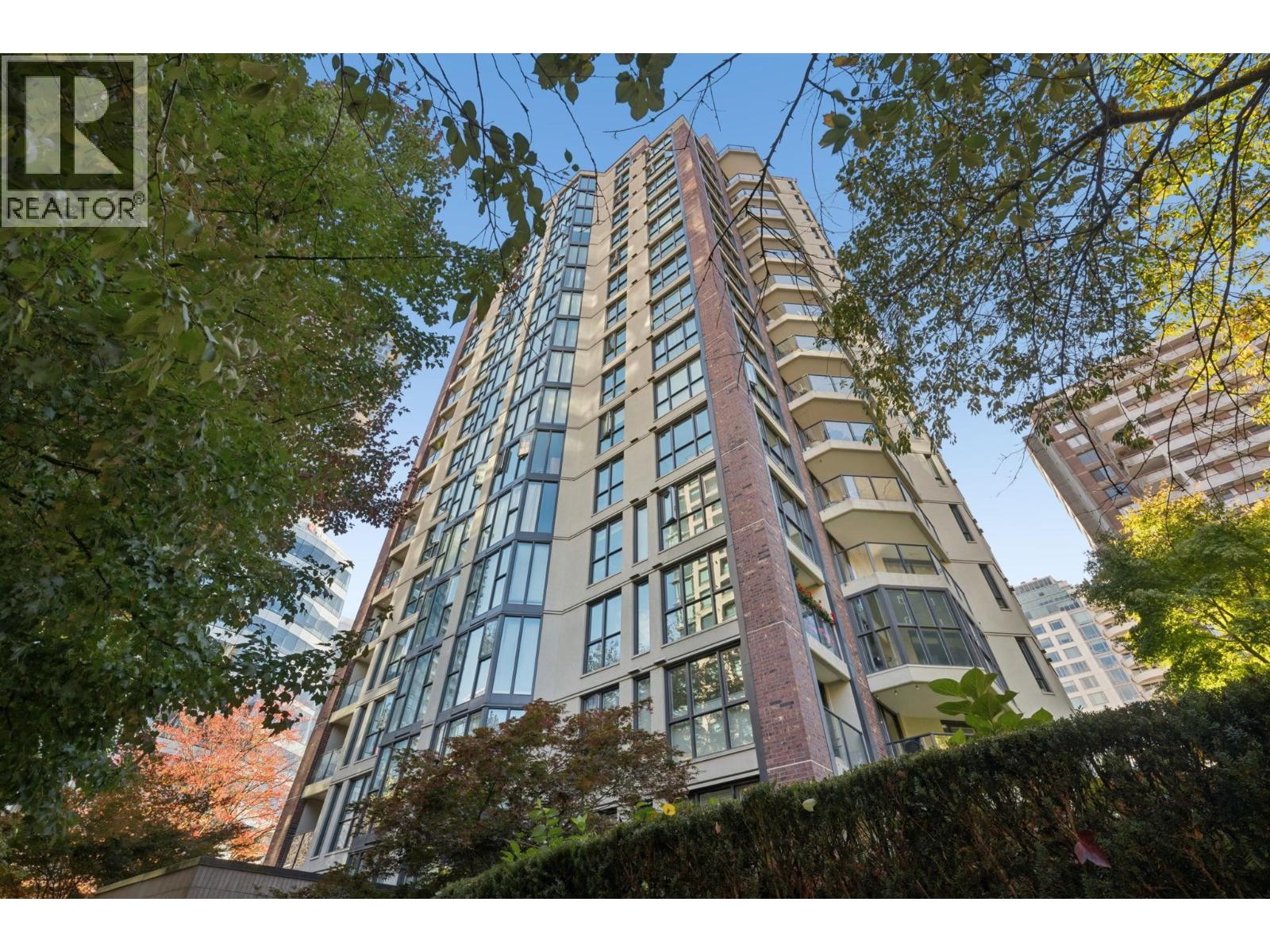 1403 1010 Burnaby Street, Vancouver, British Columbia  V6E 4L8 - Photo 2 - R3177179