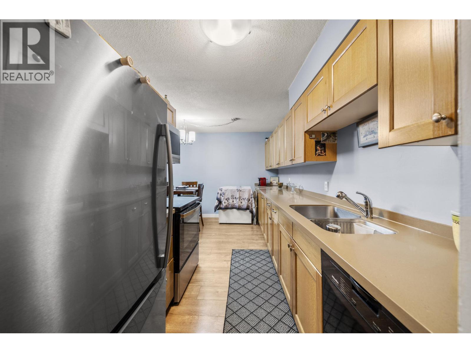 302 371 Ellesmere Avenue, Burnaby, British Columbia  V5B 3T1 - Photo 6 - R3176674